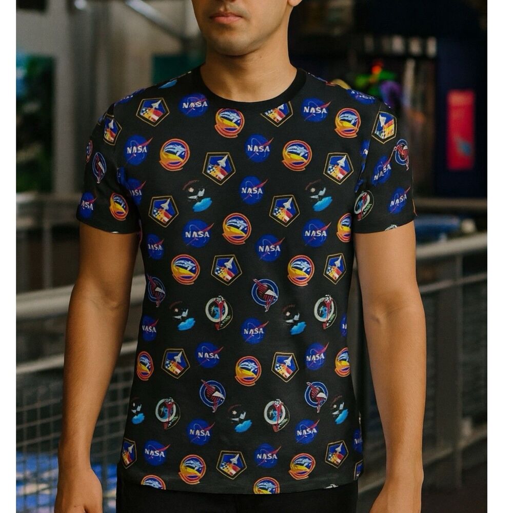 Hyper Space T-Shirt Mens Black Nasa‎ Rocket Ship All Over Print Astronaut Size M